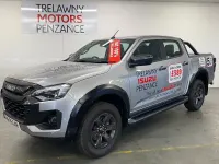 New Isuzu D-Max 2025 Silver Pickup
