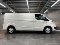 Used Ford Transit Custom Limited 128 HP (94 kW) 2017 White Van
