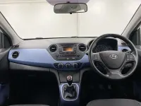 Käytetty Hyundai i10 Premium 87 HP (63 kW) 2015 Valkoinen Viistoperä