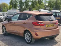 Begagnad Ford Fiesta Titanium 100 HK (73 kW) 2017 Brun Halvkombi