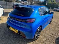 Used Peugeot 208 Allure 100 HP (73 kW) 2024 Blue Hatchback