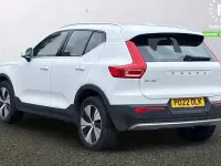 Usado Volvo XC40 Inscription 211 CV (155 kW) 2021 Blanco SUV