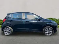Used Hyundai i10 Advanced 63 HP (46 kW) 2025 Black Hatchback