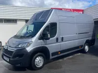 Usado Citroën Relay 140 HP (102 kW) 2021 Cinzento Van