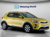 Used Kia Stonic 101 HP (74 kW) 2023 Yellow SUV