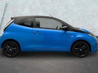 Used Toyota Aygo X-cite 69 HP (50 kW) 2016 Blue Hatchback
