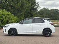 Used Vauxhall Corsa SRi 100 HP (73 kW) 2021 White Hatchback