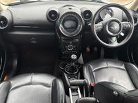 Used Mini Cooper Countryman 120 HP (88 kW) 2016 White SUV