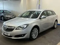 Begagnad Vauxhall Insignia Design Edition 2017 Silver Kombi