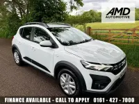 Used Dacia Sandero Expression 90 HP (66 kW) 2024 White Hatchback