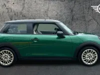 Used Mini Cooper Hatch 113 kW (154 HP) 2025 Green Hatchback
