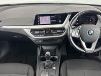 Used BMW 118 Sport Line 134 HP (98 kW) 2022 Black Hatchback