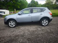 Begagnad Nissan Qashqai Acenta 141 HK (103 kW) 2011 Grå SUV