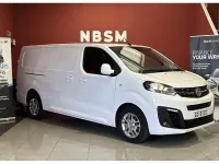 Second-hand Vauxhall Vivaro 145 CP (106 kW) 2022 Alb Monovolum