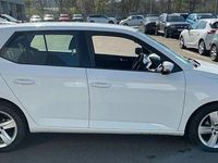 Used Skoda Fabia SE L 90 HP (66 kW) 2015 White Hatchback