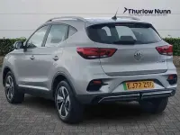 Usado MG ZS Trophy 130 kW (177 HP) 2022 Prateado SUV