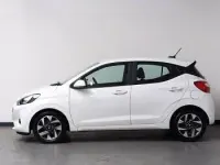 Używany Hyundai i10 Advanced 79 KM (58 kW) 2024 Biały Hatchback
