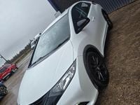 Used Honda Civic Black Edition 2015 White Hatchback