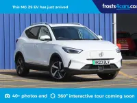 Used MG ZS Trophy 130 kW (177 HP) 2023 White SUV