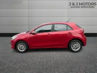 Used Kia Rio 84 HP (61 kW) 2017 Red Hatchback