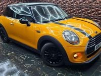 Used Mini Cooper Hatch 136 HP (100 kW) 2017 Orange Hatchback