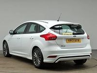 Used Ford Focus ST-Line 120 HP (88 kW) 2017 White Hatchback