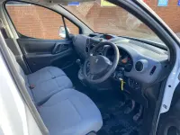 Second-hand Peugeot Partner S 2016 Alb Monovolum