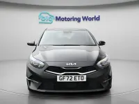 Usado Kia Ceed 158 HP (116 kW) 2022 Preto Citadino