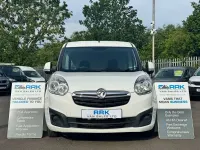 Used Vauxhall Combo Sportive 89 HP (65 kW) 2013 White MPV