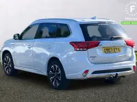 Used Mitsubishi Outlander P-HEV 200 HP (147 kW) 2018 White Estate