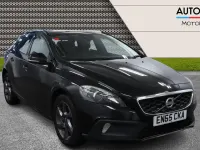 Used Volvo V40 120 HP (88 kW) 2015 Black Hatchback