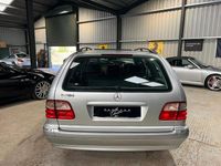 Used Mercedes E280 Elegance 205 HP (150 kW) 2002 Silver Estate