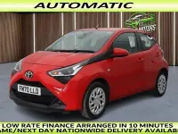 Gebraucht Toyota Aygo X-play 72 PS (52 kW) 2020 Rot Kleinwagen