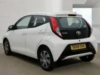Used Toyota Aygo X-play 2018 White Hatchback