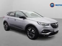 Used Vauxhall Grandland X SRi 131 HP (96 kW) 2020 Grey SUV