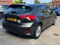 Used Ford Focus Titanium 125 HP (91 kW) 2021 Grey Hatchback