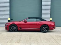 Used Bentley Continental 550 HP (404 kW) 2020 Red Sedan