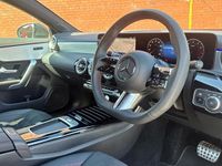 Occasion Mercedes CLA200 Executive 163 ch (119 kW) 2025 Gris