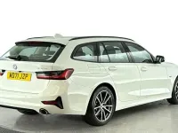 Usado BMW 330e Sport Line 292 HP (214 kW) 2022 Branco Carrinha