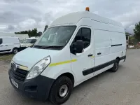 Used Vauxhall Movano 125 HP (91 kW) 2015 White MPV