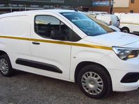 Used Vauxhall Combo Sportive 100 HP (73 kW) 2021 White Van