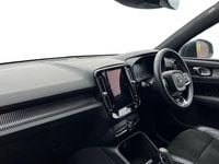 Used Volvo XC40 R-Design 163 HP (119 kW) 2021 Black SUV