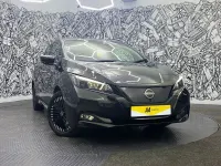 Begagnad Nissan Leaf N-Connecta 110 kW (150 HK) 2023 Svart Halvkombi