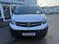 Gebraucht Vauxhall Vivaro 100 PS (73 kW) 2023 Weiß Van / Kleinbus