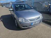 Used Vauxhall Corsa Design Edition 80 HP (58 kW) 2005 Silver Hatchback