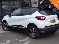 Used Renault Captur Iconic 90 HP (66 kW) 2019 White/black SUV