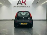 Begagnad Peugeot 107 68 HK (50 kW) 2008 Svart Halvkombi