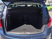 Used Vauxhall Meriva 100 HP (73 kW) 2010 Blue MPV
