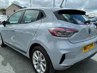 Used Renault Clio Evolution 143 HP (105 kW) 2025 Hatchback