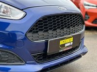 Used Ford Fiesta ST-Line 140 HP (102 kW) 2017 Blue Hatchback